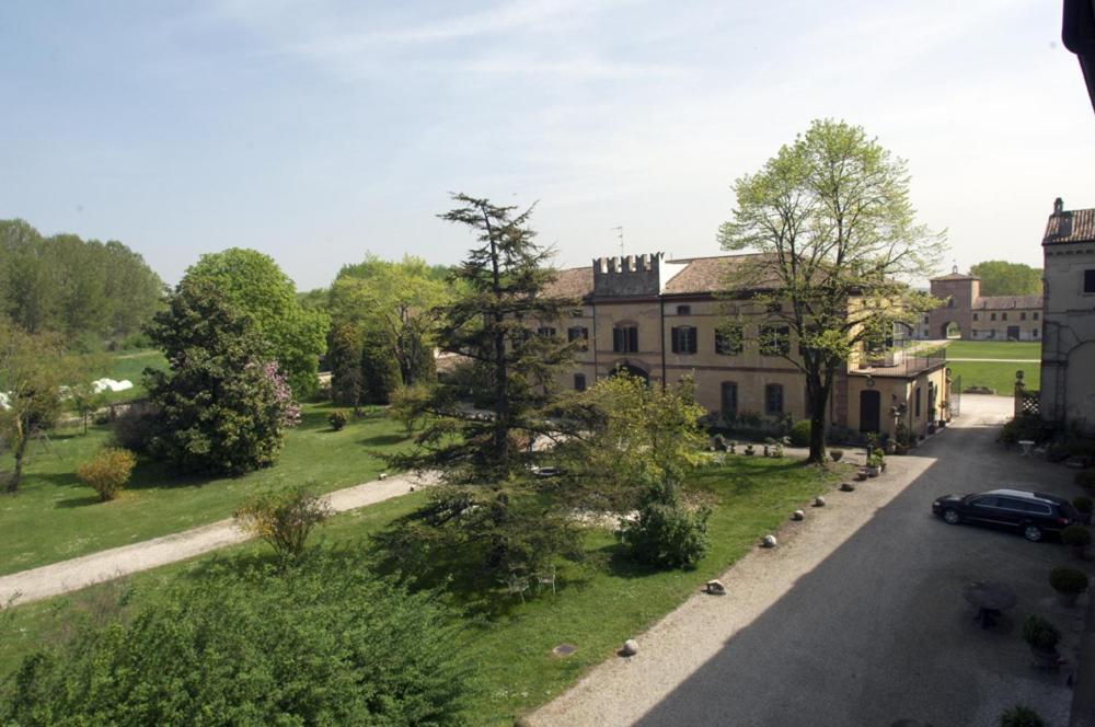 Agriturismo Corte Virgiliana Virgilio Kültér fotó